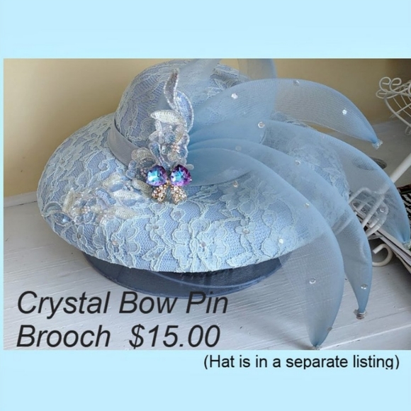 Iridescent Crystal Bowknot Brooch - Picture 12 of 15
